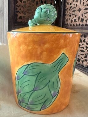 Vintage Clay Art Toscano Artichoke StoneLite Handpainted Canister / Cookie Jar.